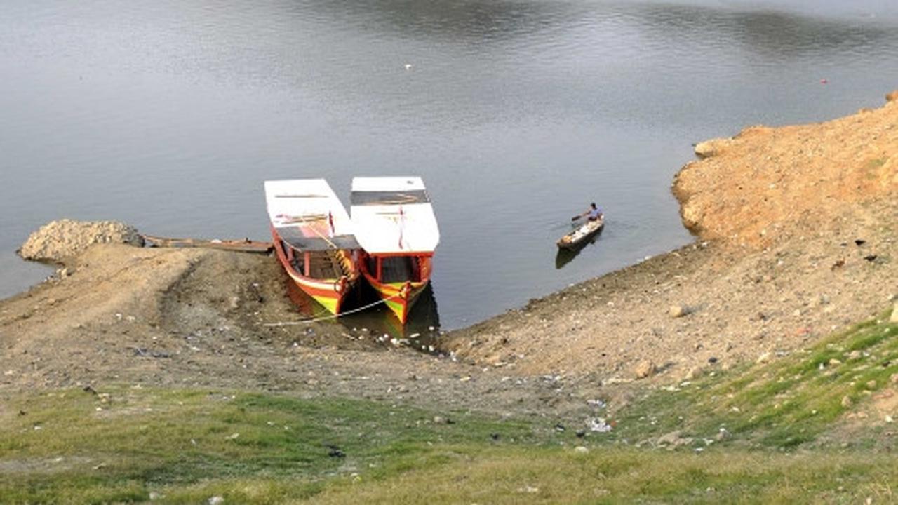 Dilanda kemarau, Waduk Wadas Lintang mengering drastis