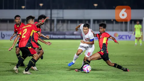 <p>Timnas Indonesia U-20 meraih kemenangan 3-1 atas Timor Leste pada laga kedua Grup F kualifikasi Piala Asia U-20 2025 di Stadion Madya, Jakarta, Jumat (27/9/2024) malam WIB. Satu dari dua gol Tim Garuda Nusantara disarangkan Jens Raven. (Bola.com/Bagaskara Lazuardi)</p>