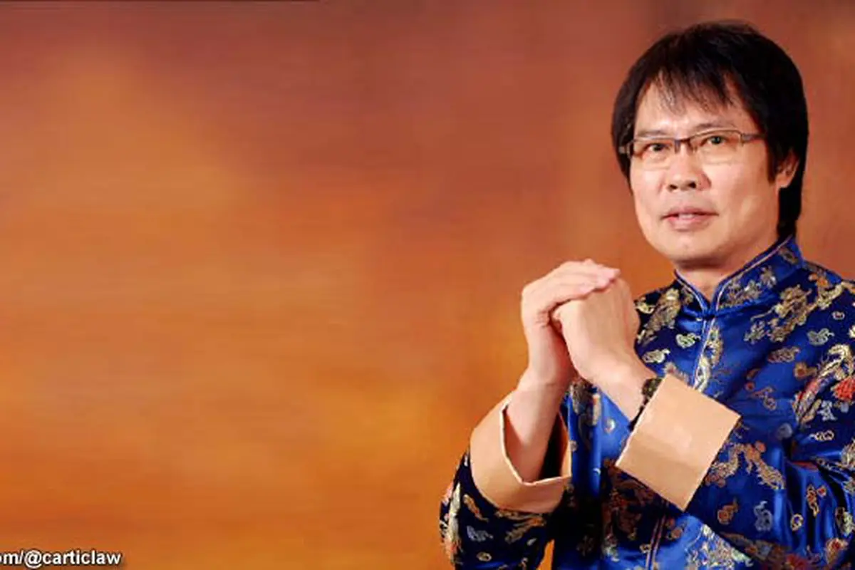pengacara-anas-caleg130501d.jpg