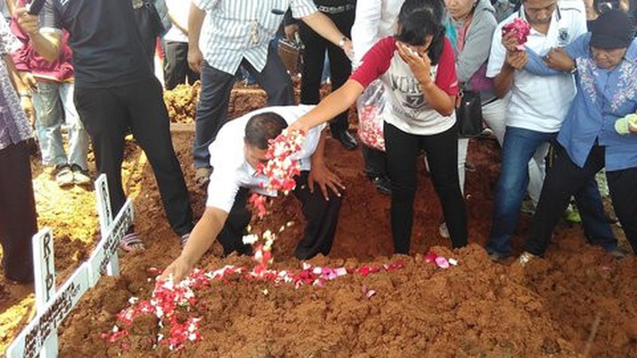 Heno Pujolaksono: Saya harus mengasihi pembunuh anak dan istri saya