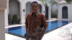 Tim redaksi Liputan6.com berkunjung ke rumah tokoh politik sekaligus pengusaha Sutrisno Bachir di kawasan Senayan, Jakarta, Sabtu (22/2/2015).(Liputan6.com/Johan Tallo)