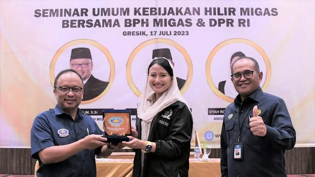 Seminar Umum Kebijakan Hilir Migas yang diselenggarakan BPH Migas dan DPR RI di Kabupaten Gresik, Senin (17/7/2023). (Dok BPH Migas)