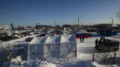 Pemandangan umum wilayah tambang batu bara Listvyazhnaya, dekat kota Belovo di wilayah Kemerovo (26/11/2021). Lebih dari 50 orang dilaporkan tewas pada 25 November setelah asap memenuhi tambang batu bara Siberia dan penyelamatan usahanya berakhir dengan tragedi. (AFP/ Rostislav Netisov)