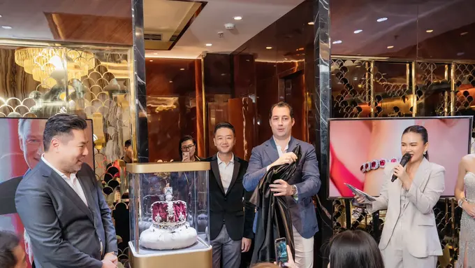 Kolaborasi  Passion Jewelry bermitra dengan Royal Asscher cipatkan perhiasaan berlian