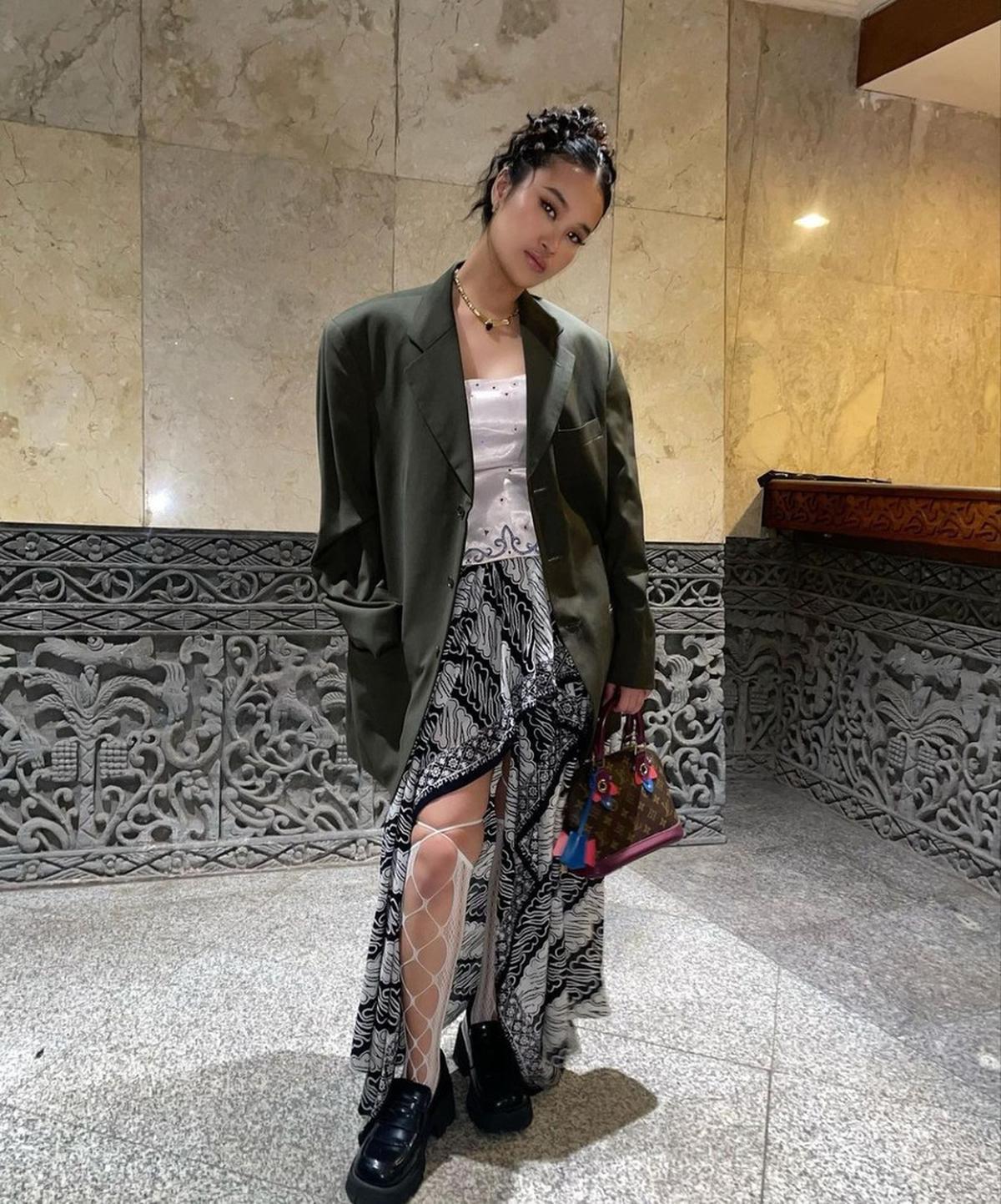 Neyia Kameron kini menjadi perbincangan hangat di berbagai media sosial, yang membuat namanya semakin naik daun. Bagaimana tanggapan kalian mengenai rumor tersebut?<br>