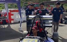 Tegang, Mobil Phoenix AF-04 dari Arjuna EV UGM Akhirnya Lulus Inspeksi Formula SAE 2023