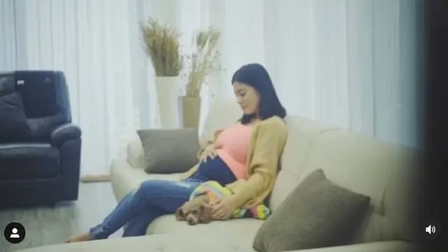 6 Potret Terbary Felicya Angelista dengan Baby Bumpnya yang Makin Besar