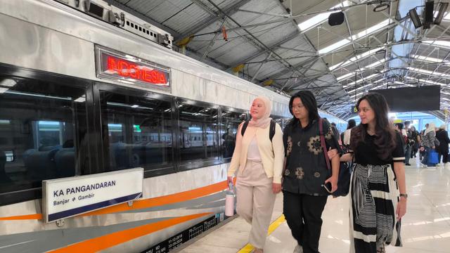 Tiket Kereta Jelang Libur Nataru Bisa Dipesan Sejak H-45 Tanggal Keberangkatan