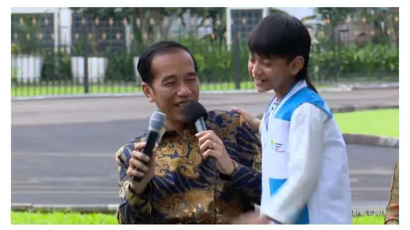 Presiden Jokowi bertemu penyintas kanker anak. (Foto: Youtube/Kementerian Sekretariat Negara RI)