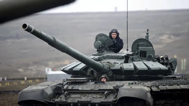 FOTO: Rusia Gelar Latihan Militer Dekat Perbatasan dengan Ukraina