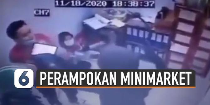VIDEO: Rekaman Perampokan Karyawan Minimarket di Kemang Pratama