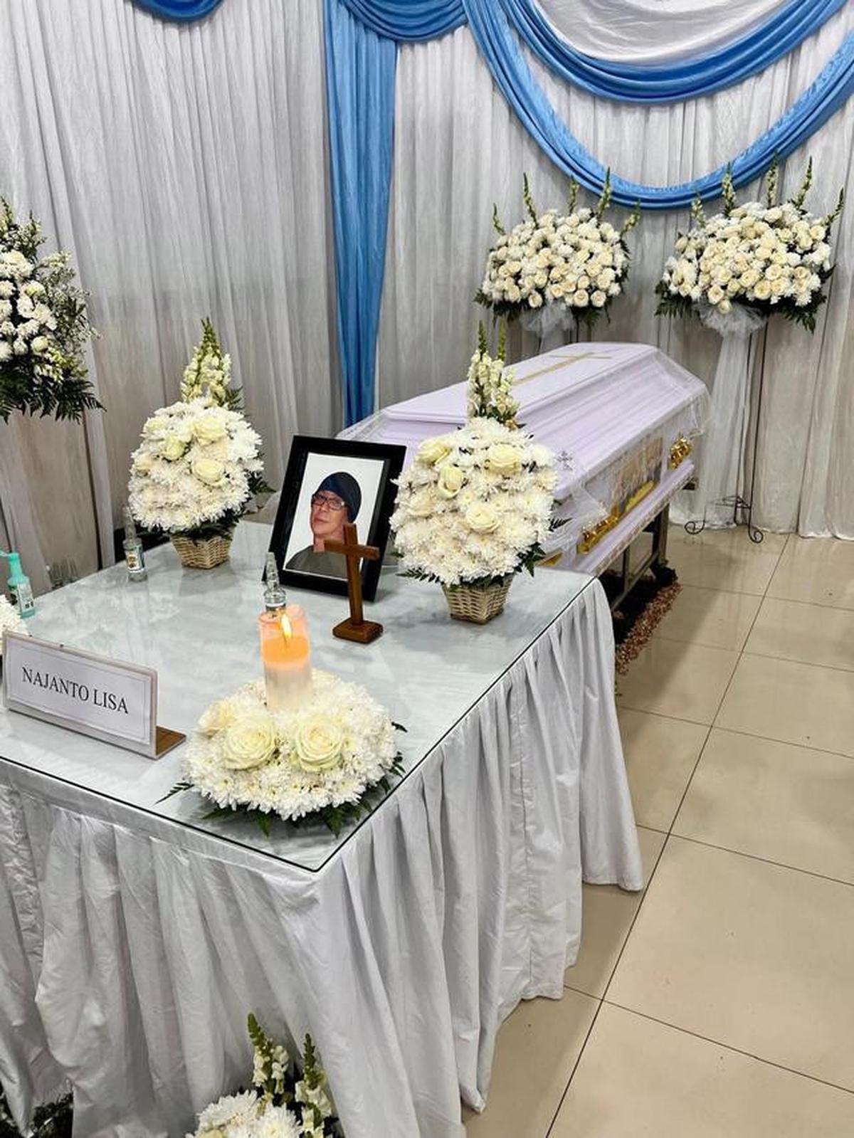 Raffi Ahmad Melayat ke Rumah Duka Sutradara Nayato Fio Nuala, Berikan Penghormatan Terakhir