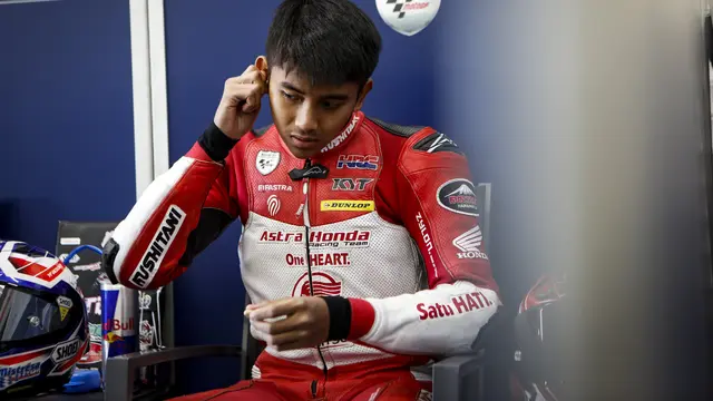 Pembalap Indoensia, Mario Suryo Aji saat tampil pada kualifikasi Moto3 FIM CEV 2019 di Ricardo Tormo, Valencia, (Sabtu 9 November 2019)