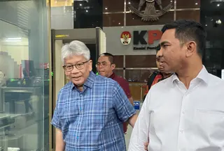 Diperiksa KPK, Eks Dirut BJB: Saya Masih Sakit, Data Sudah Diberikan