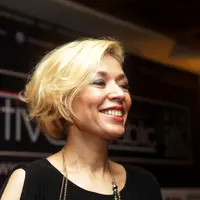 Sebagai penyanyi jazz, Syaharani ikut mengapresiasi  event ‘Creative Republic’ yang digelar di Lippo Mall Kemang, Jakarta Selatan pada 4 sampai 6 Desember 2015. Acara ini mengusung tema 'Spirit of Unity'. (Andy Masela/Bintang.com)