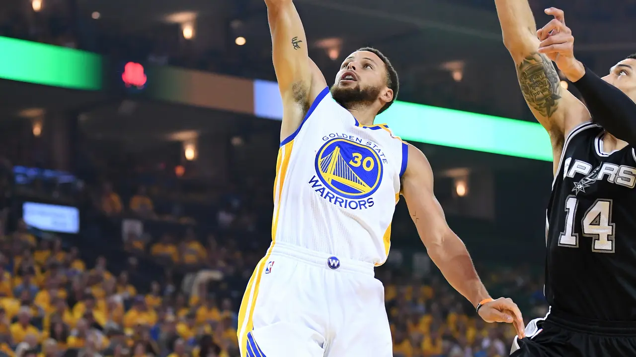 Golden-State-Warriors-San-Antonio-Spurs-Stephen-Curry