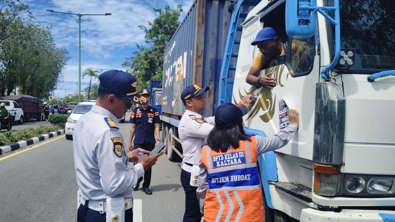Ratusan Kendaraan Angkutan Barang Terjaring Razia KIR dan ODOL di Tarakan
