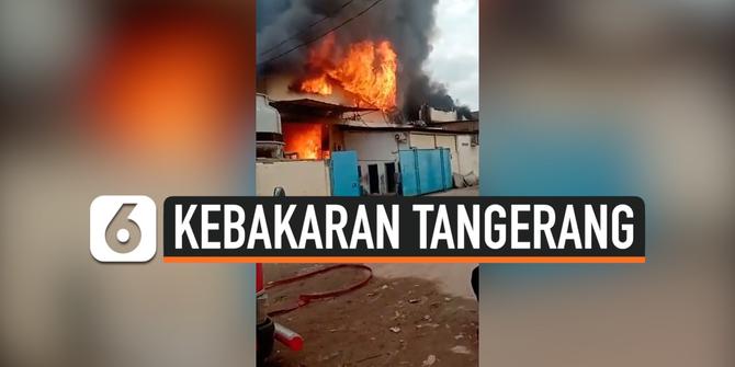 VIDEO: Kebakaran di Kompleks Pergudangan Dadap