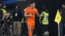 <p>Pemain Inter Milan, Lautaro Martinez melakukan selebrasi setelah mencetak gol pertama timnya ke gawang Lazio pada laga lanjutan Liga Italia 2023/2024 di Olympic Stadium, Roma, Italia, Senin (18/12/2023) dini hari WIB. (AP Photo/Andrew Medichini)</p>