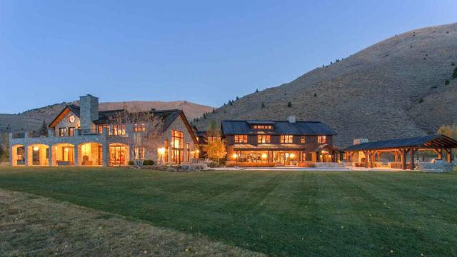 7 Rumah dengan Harga yang Fantastis