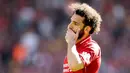 Ekspresi pemain Liverpool Mohamed Salah selama pertandingan Liga Inggris menghadapi Wolverhampton Wanderers di di Stadion Anfield, Liverpool, Inggris, Minggu (12/5/2019). Liverpool gagal meraih gelar juara Liga Inggris. (Reuters/Carl Recine)