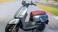 Suzuki secara resmi memperkenalkan skuter matik terbaru untuk pasar otomotif Taiwan. Memiliki mesin 125cc, motor bernama Saluto tersebut memiliki desain layaknya skuter Eropa. (Supermoto8)