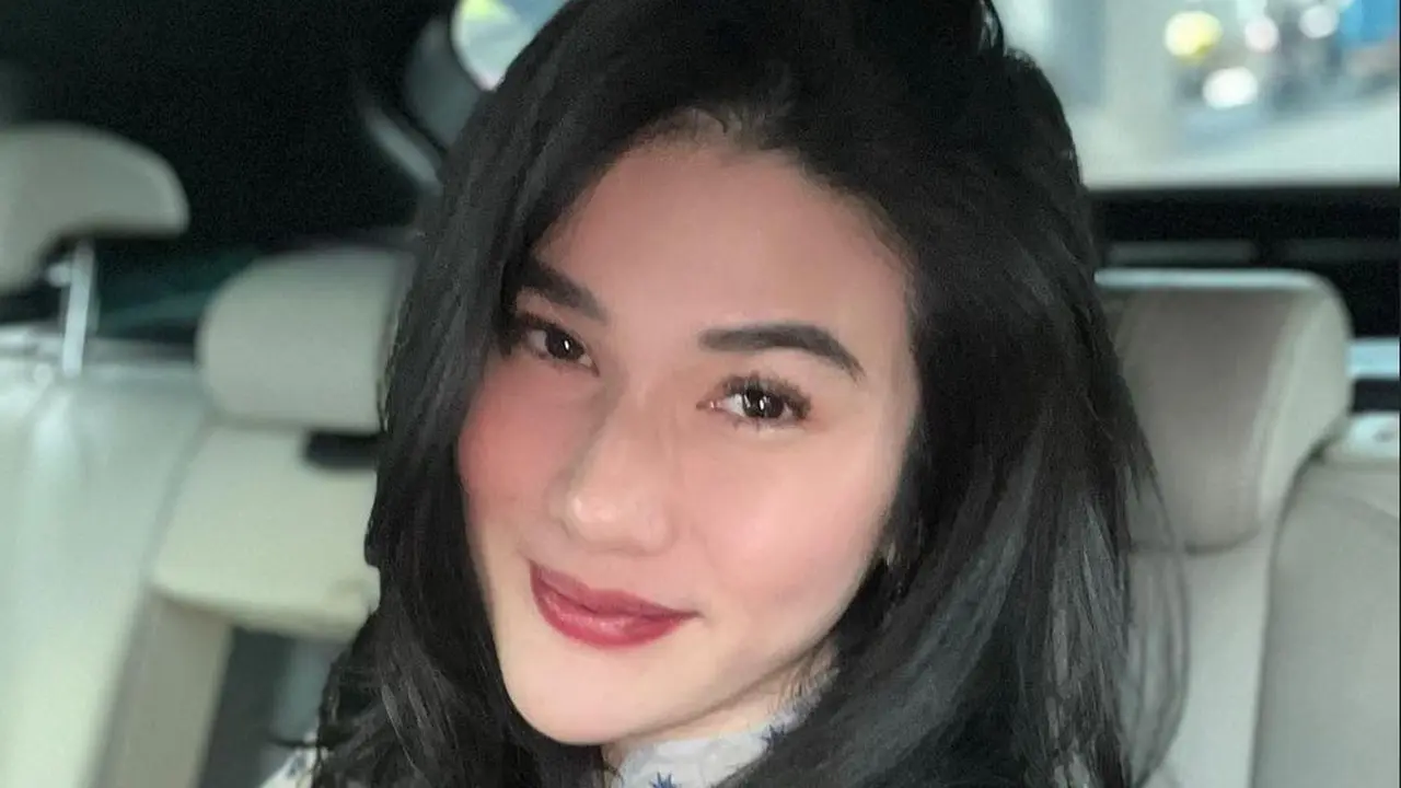 Stevie Agnecya (https://www.instagram.com/p/Cq7lz65PS80/?hl=en&img_index=1)