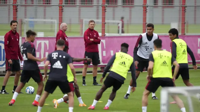 Latihan Pertama Bayern Munchen di Tangan Pelatih Baru