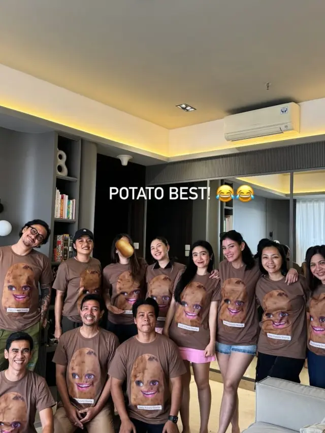 7 Potret Kejutan Ultah Enzy Storia dari Sahabat, Seru Pakai Kaos Gambar Kentang