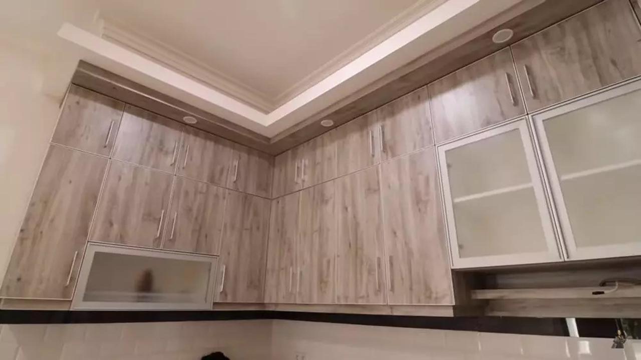 5 Potret Dapur Sederhana di Rumah Mewah Lucinta Luna, Pakai Kompor Sejuta Umat & Tak Ada Meja Makan