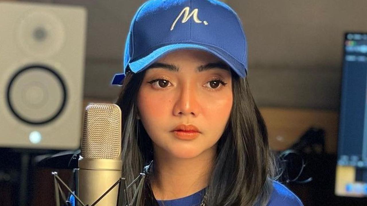 Dikenal Luas Usai Mengcover Lagu-lagu Pop Dangdut <br>