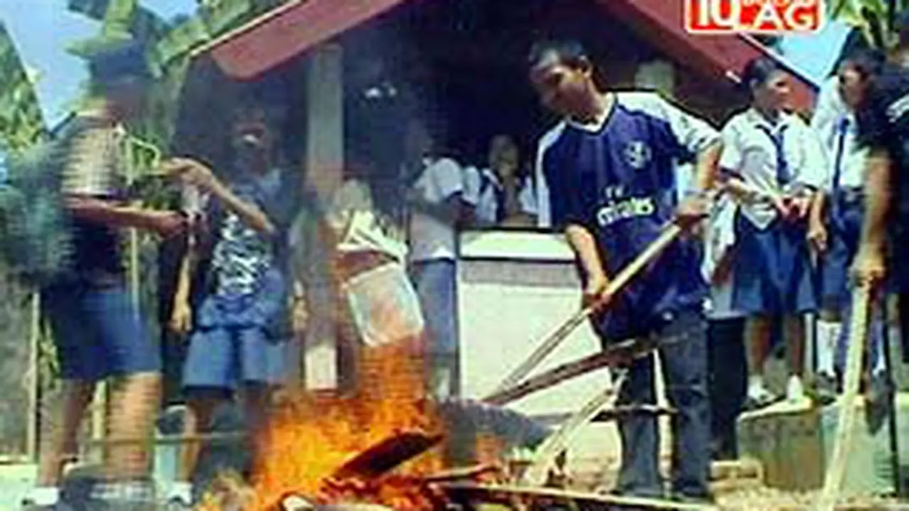 090805cDemoSiswa.jpg