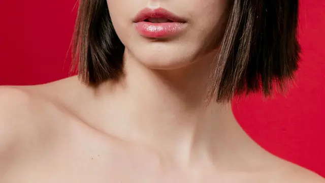 7 Tips Perawatan Bibir Pecah-Pecah agar Kembali Lembap dan Sehat (photo by freepik.com)