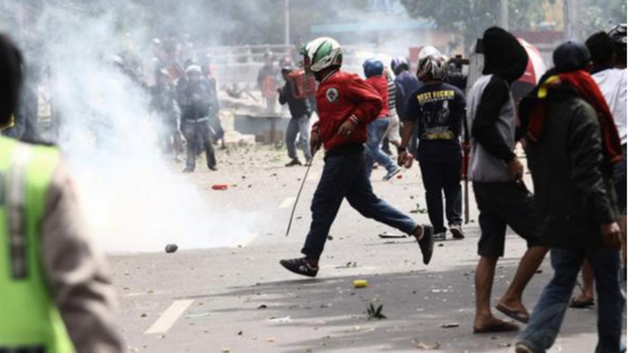 Problematika Negeri 500 Ribu Ormas