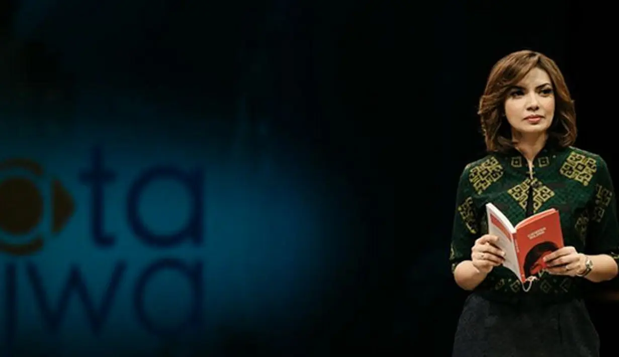Nama Najwa Shihab bukan sosok yang asing lagi di mata masyarakat. Berprofesi sebagai seorang jurnalis dan dirinya semakin terkenal semenjak menjadi pembawa acara di programnya yang berjudul Mata Najwa. (Instagram/najwashihab)