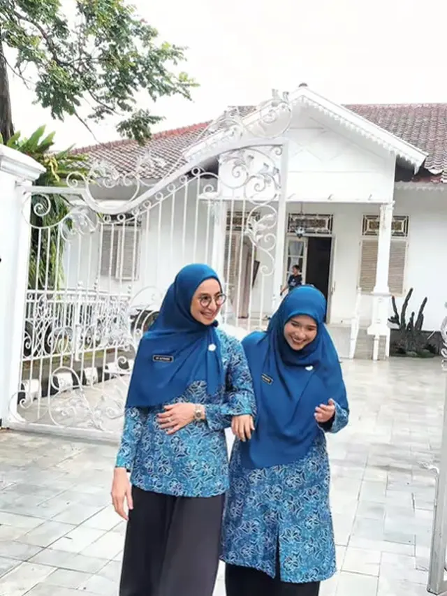 6 Potret Avi Basalamah Istri Ramzi Jadi Ibu PKK, Jabat Ketua Bidang 1 TP PKK Kabupaten Cianjur