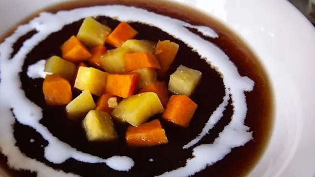 Foto: copyright instagram/farahquinnofficial