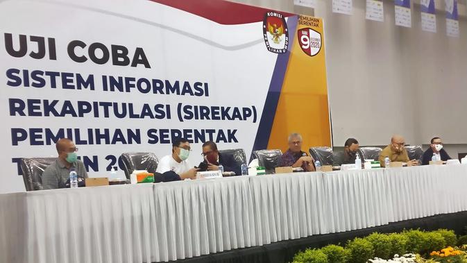 Pembukaan uji coba dan simulasi aplikasi E-rekap/Sirekap Pemilihan Serentak 2020 di Jalak Harupat, Kabupaten Bandung, Jawa Barat, Rabu, 9 September 2020. (sumber foto : Humas KPU Jawa Barat)