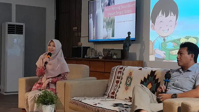 Pakar gizi dari Universitas Muhammadiyah Jakarta, Tria Astika Endah, bahas tentang susu plain dalam program MBG.
