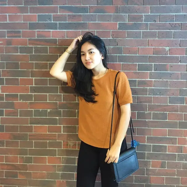 6 Potret Lita Hutami Tunangan Ibnu Wardani, Seleb TikTok yang Curi Perhatian