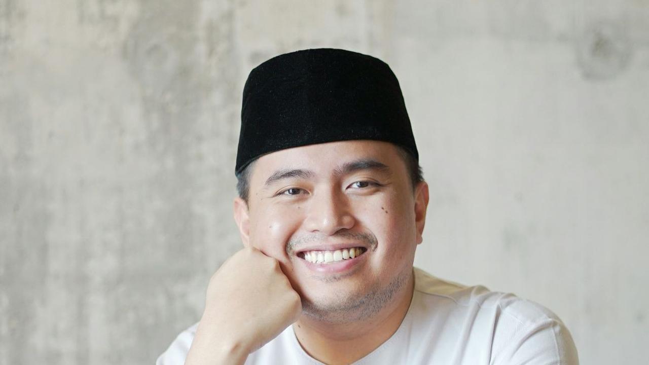 Baju Kurung Cekak Musang: Ini Asal, Sejarah dan Desainnya