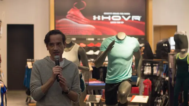 Grand Launching Sepatu Under Armour HOVR