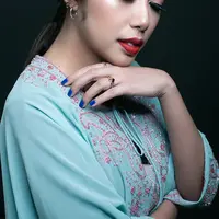 Natural Glam Makeup Look (Pink Red) - Picci Ramlan for FIMELA.com