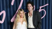 Sienna Miller Expecting Her Third Child, Pregnant Again at 43