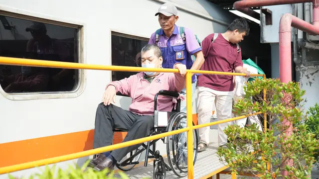 Penumpang kereta api