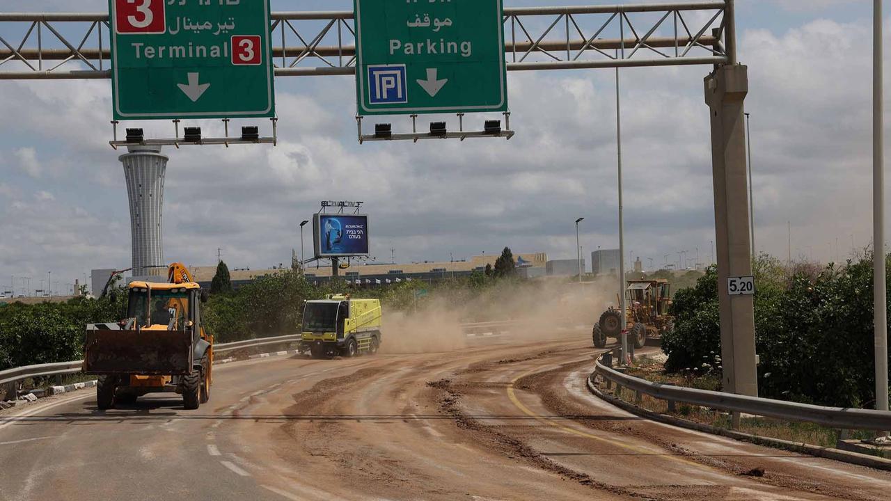 FOTO: Kepanikan Israel Saat Rudal Yaman Menghantam Kawasan Bandara Ben Gurion Israel