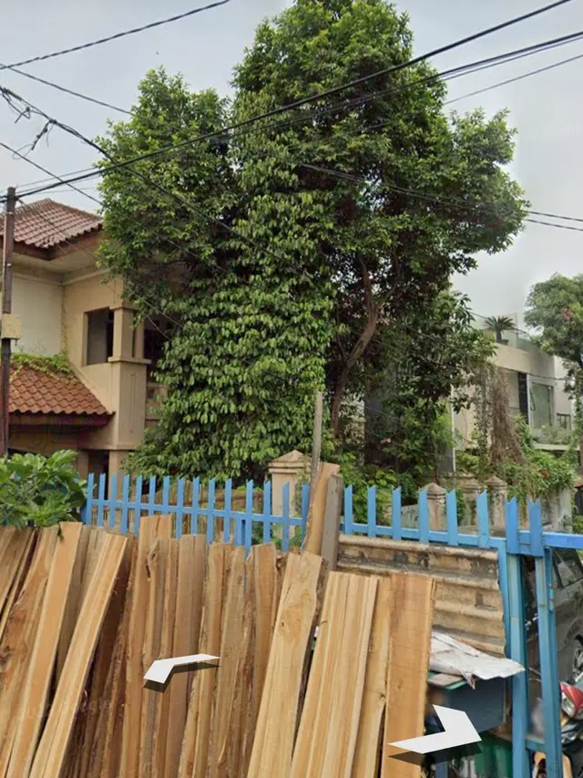 Rumah Mewah Ibu Eny