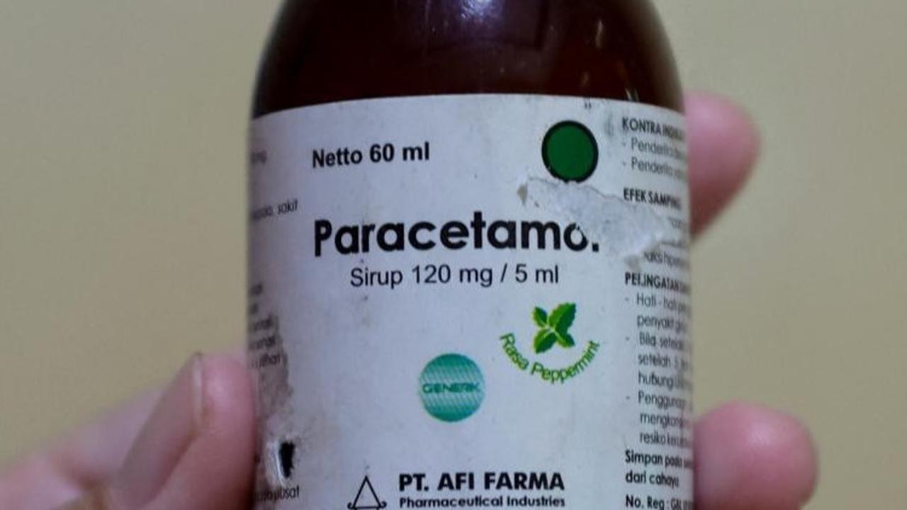 Sampai-sampai seorang dokter yang merawatnya mengatakan otaknya mengalami kerusakan akibat obat beracun yang ia konsumsi.<br>