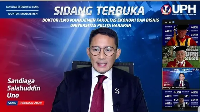Sandiaga sidang terbuka disertasi doktoral di Universitas Pelita Harapan. (Foto: Istimewa).