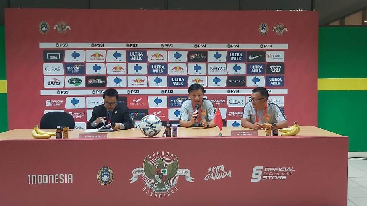 Pelatih Timnas China U-19, Cheng Yaodong.